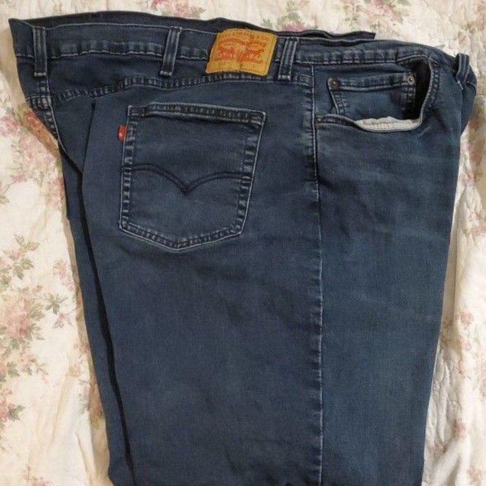 50" Levi 514 Jeans